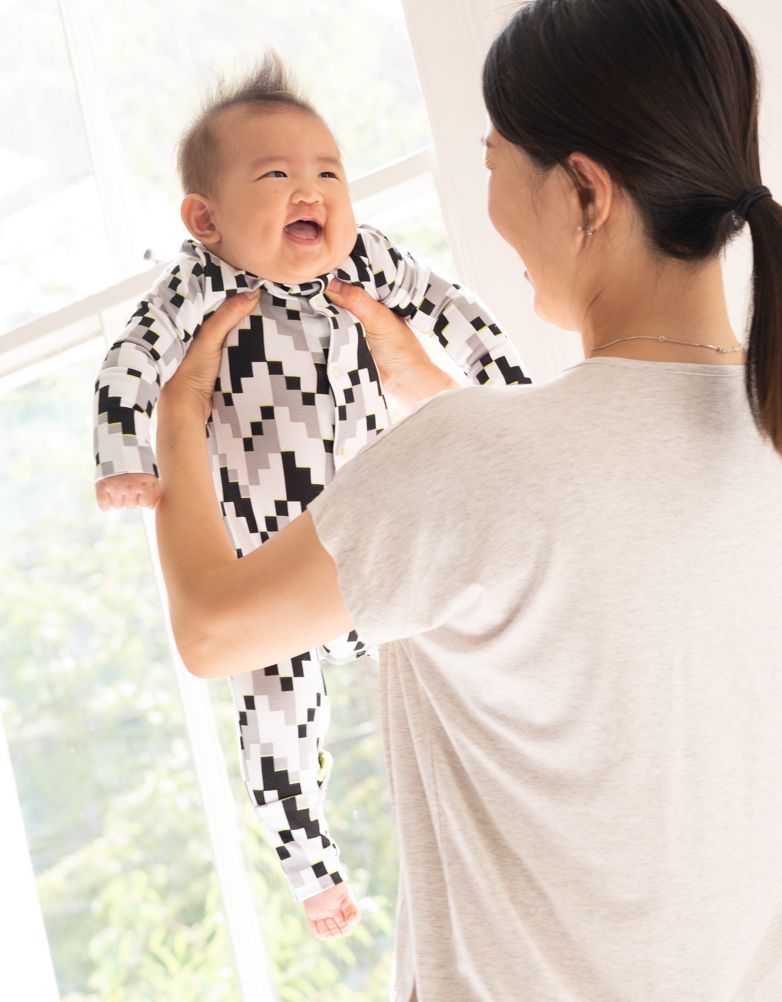 Easy Zip Organic Cotton Sleepsuit – Black &amp; White | Baby Seraphine Baby Clothes