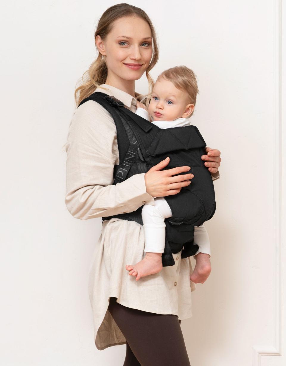 The CARIPOD™ Baby Carrier - Black Cotton Canvas | Baby Seraphine CARIPOD™