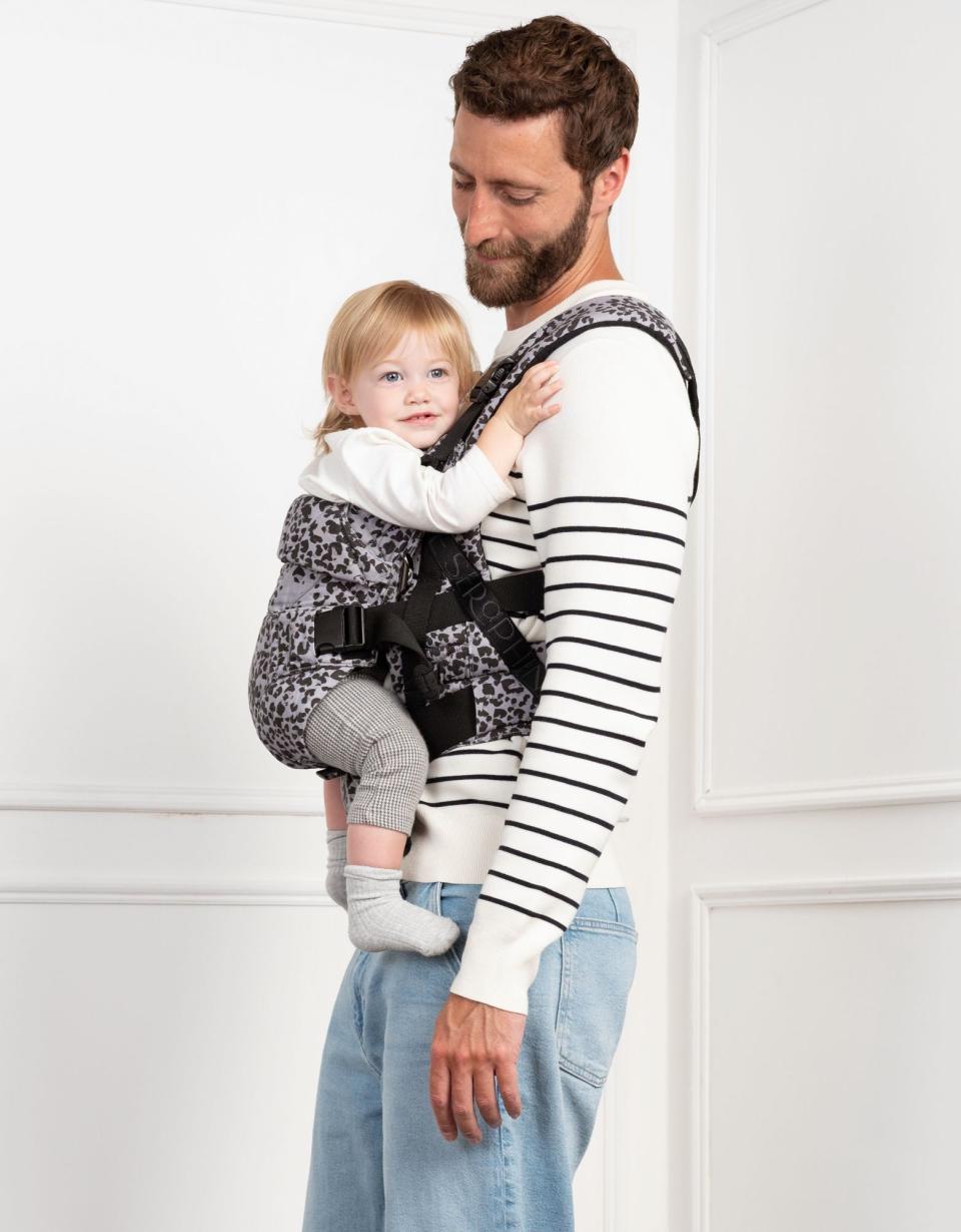 The CARIPOD™ Baby Carrier - Canvas Animal Print | Baby Seraphine CARIPOD™