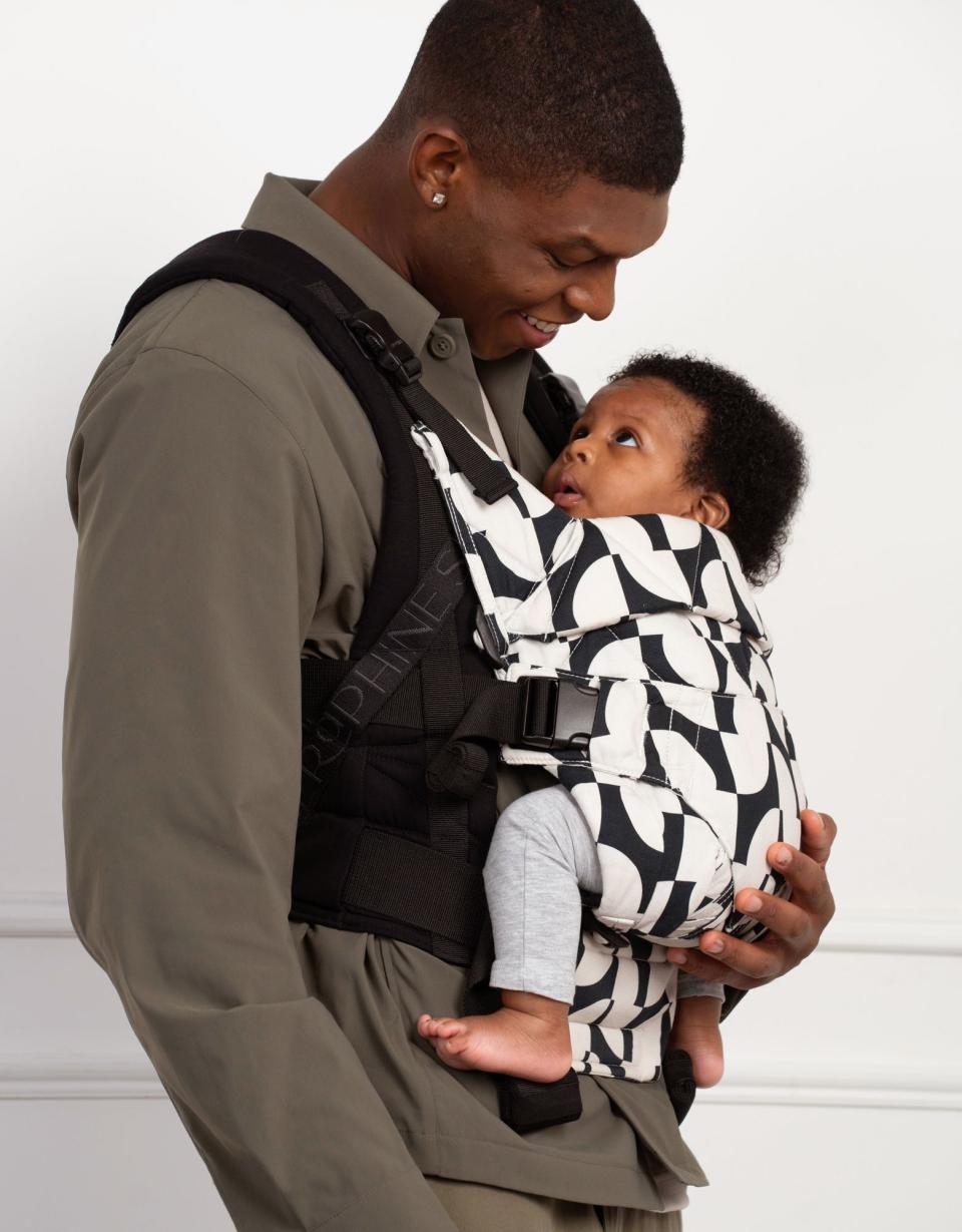 The CARIPOD™ Baby Carrier - Cotton Canvas Geo Print | Baby Seraphine CARIPOD™